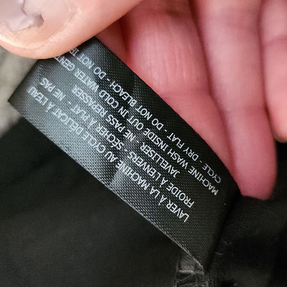 Icone Par Simons In The Mood For Love T Shirt Size Medium - Picture 13 of 14